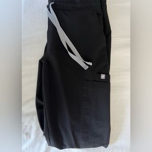 FIGS black scrubs pants size XS yola skinny